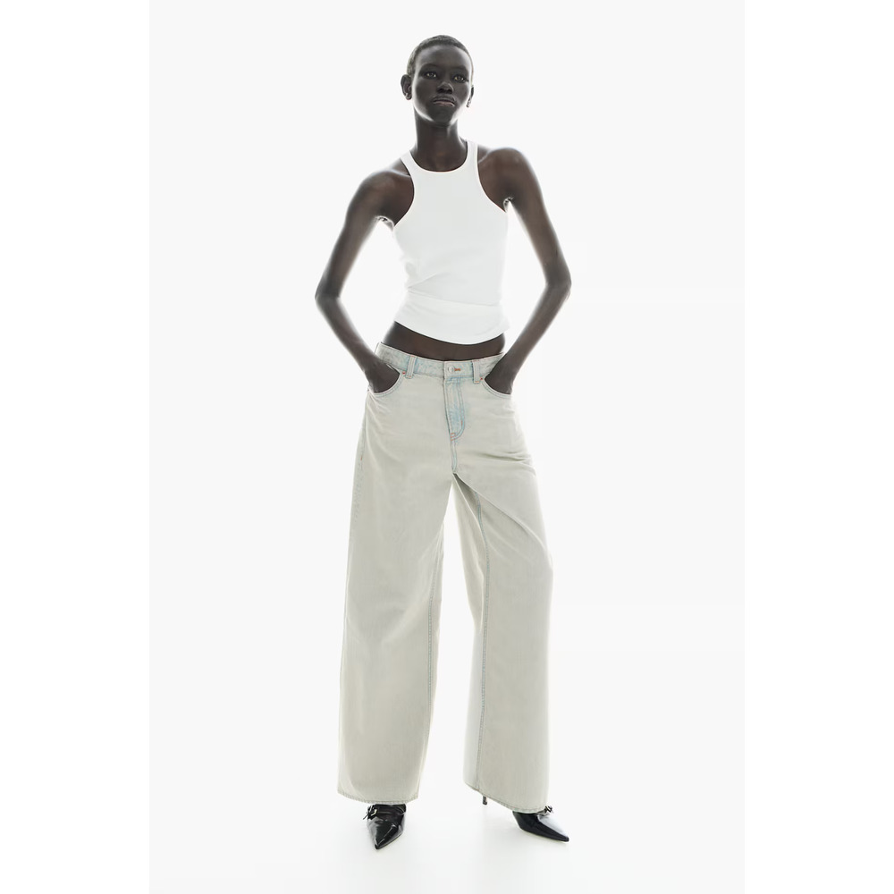 Divided By H&M Women's Relaxed Regular Waist Baggy Jeans Pale Blue Size 6